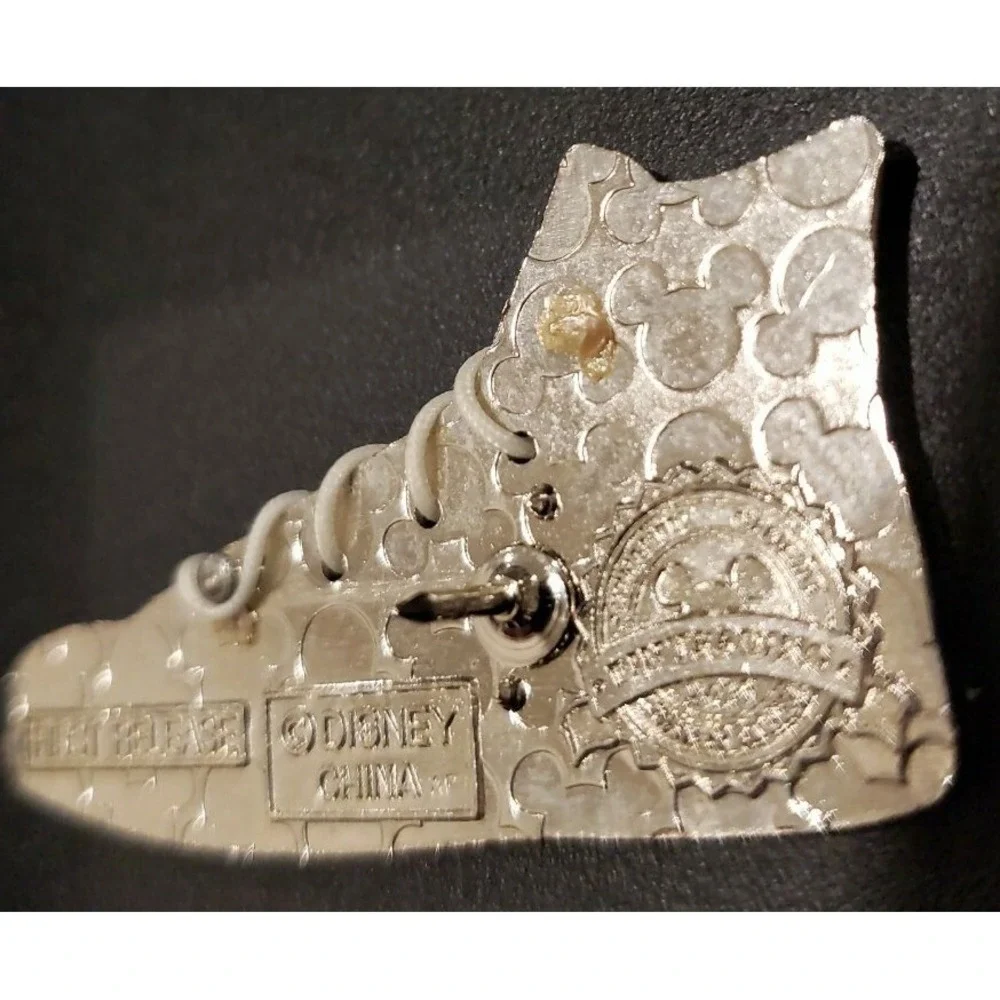 Disney Pin Chip Dale Tennis shoe Hightop Sneaker Chipmunk Artist Proof AP